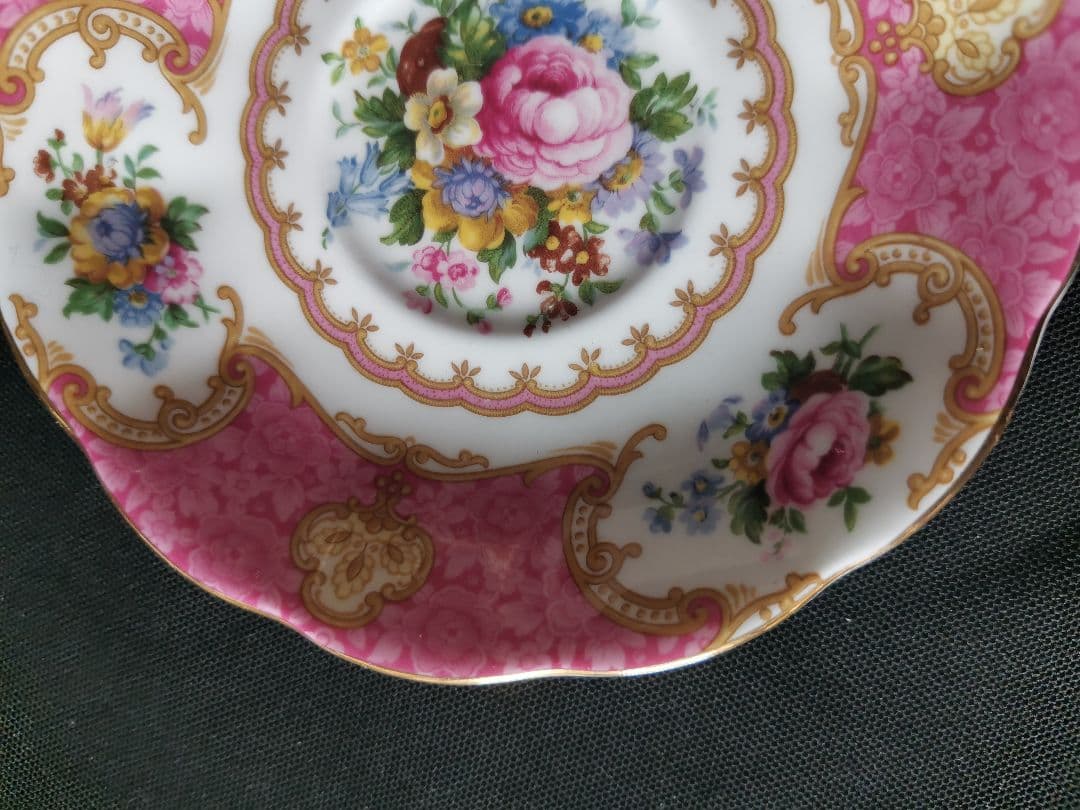 Royal Albert Lady Carlyle ソーサー — image 3