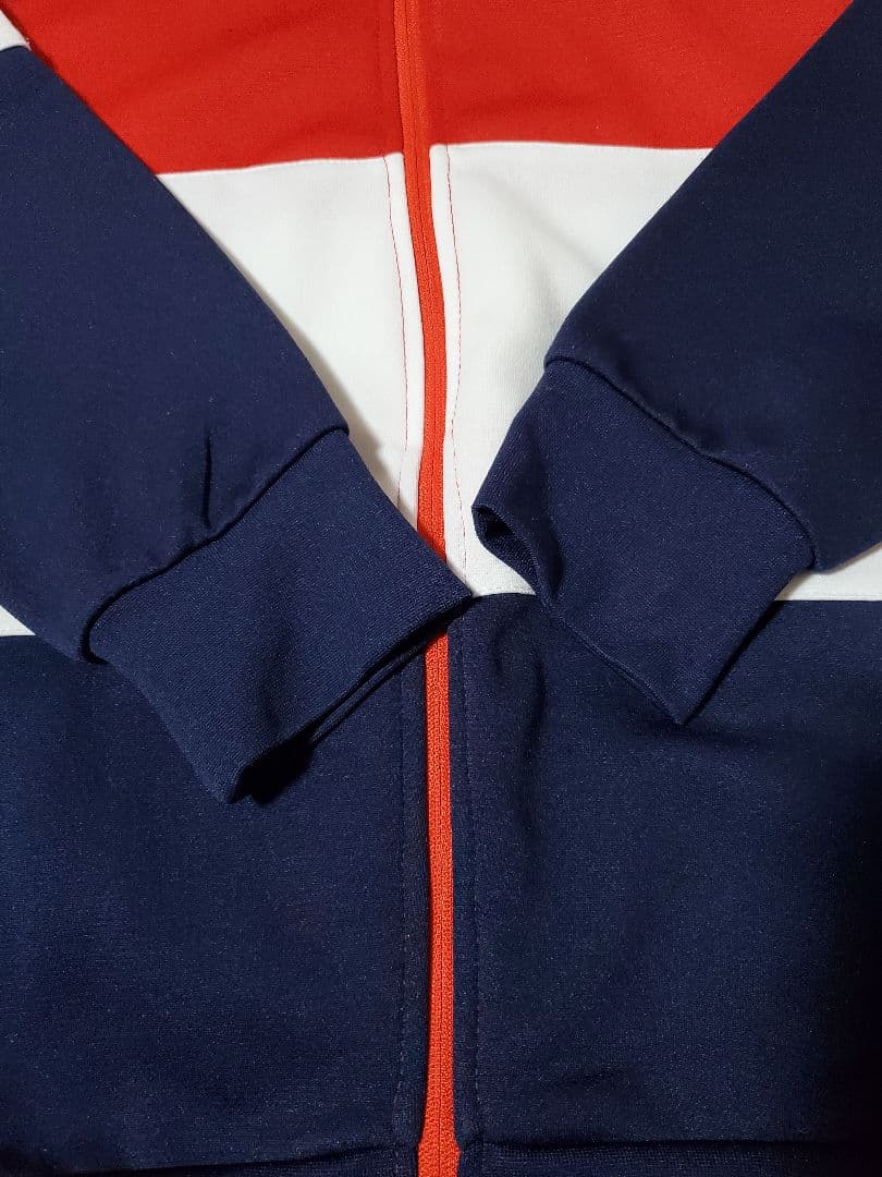 【古着】 FILA トリコロールカラー ジップアップパーカー — image 3
