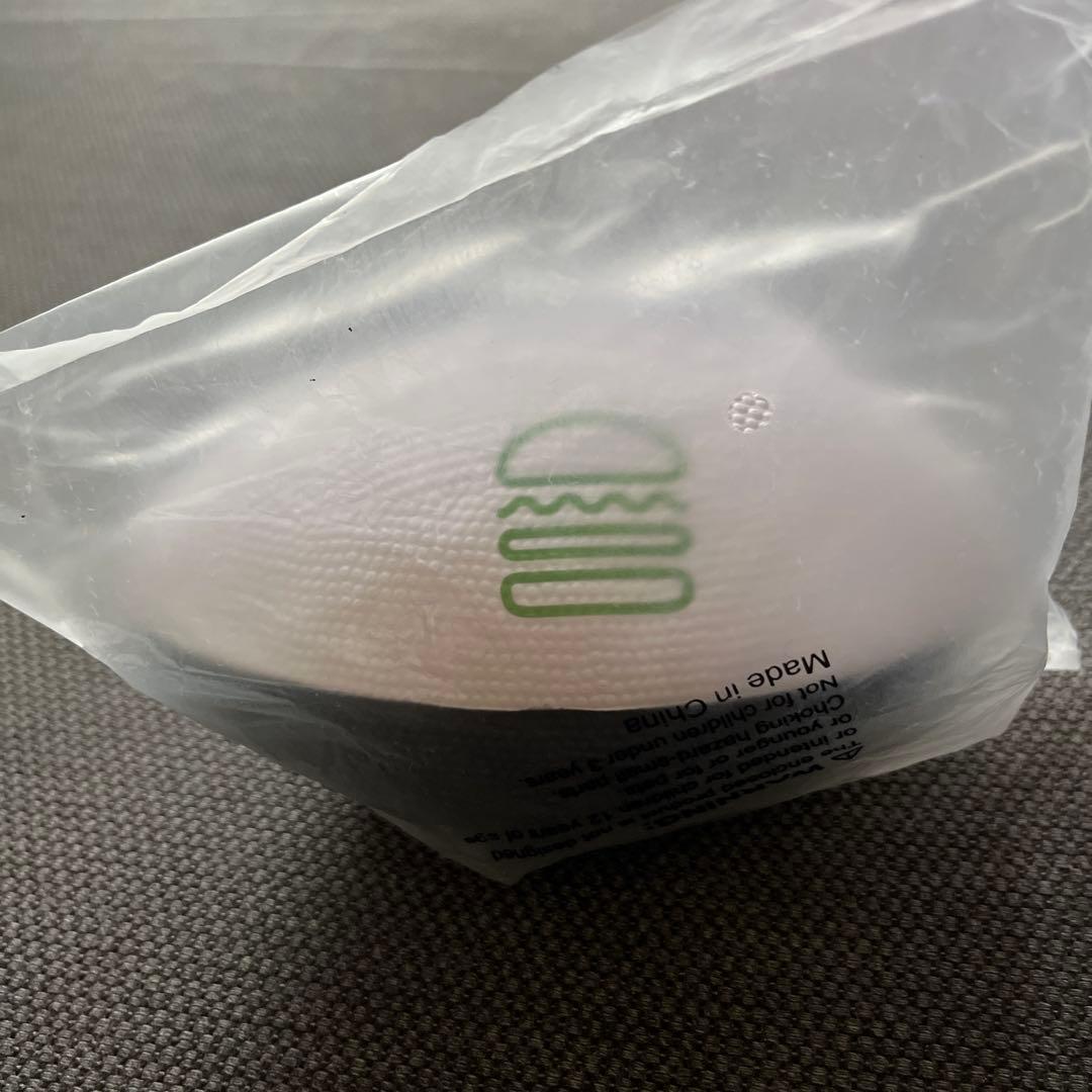 Shake Shack フットボール型　やわらかおもちゃ — image 2