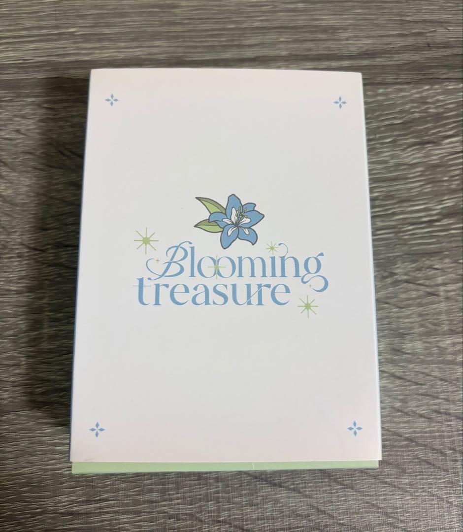 Blooming Treasure ネームプレート ピンバッジ ヨシ — image 2