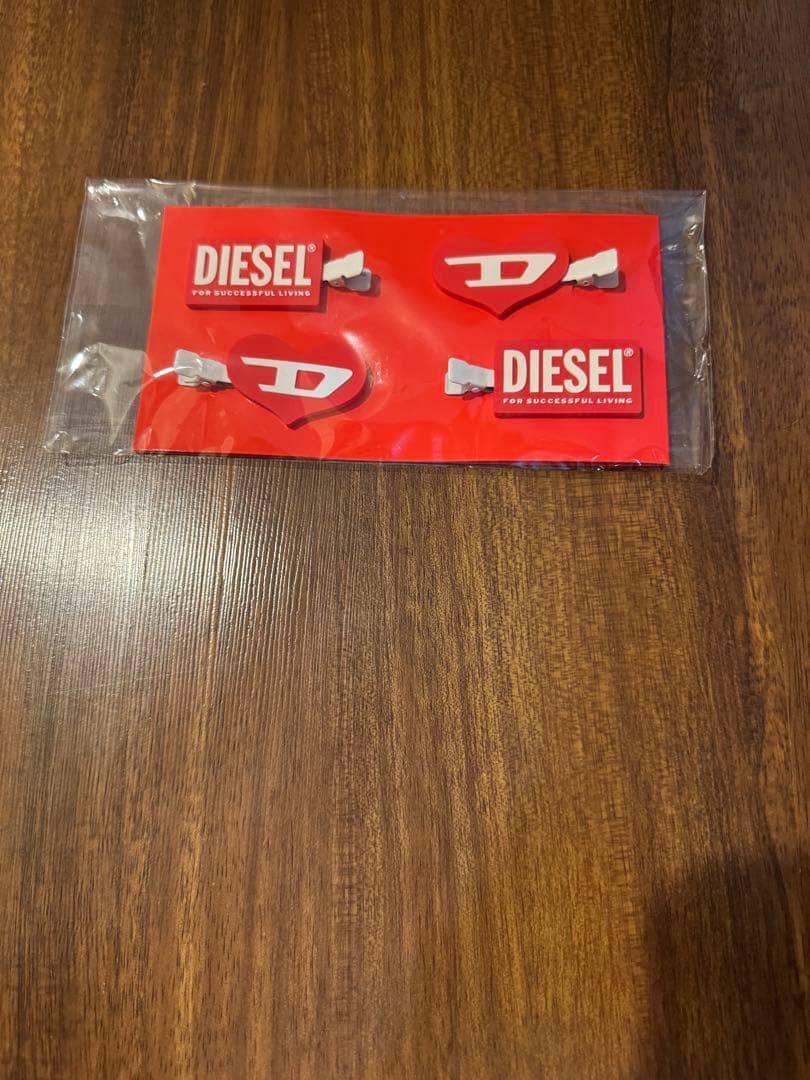 DIESEL ヘアピンセット4個セット非売品　新品未使用品 — image 3