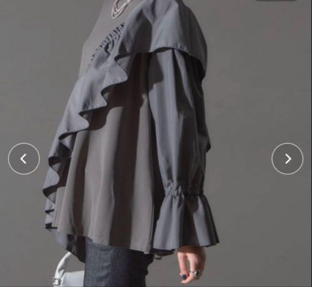 【each 】アシメフリル異素材切り替えプルオーバー　グレー　Freeサイズ — image 4