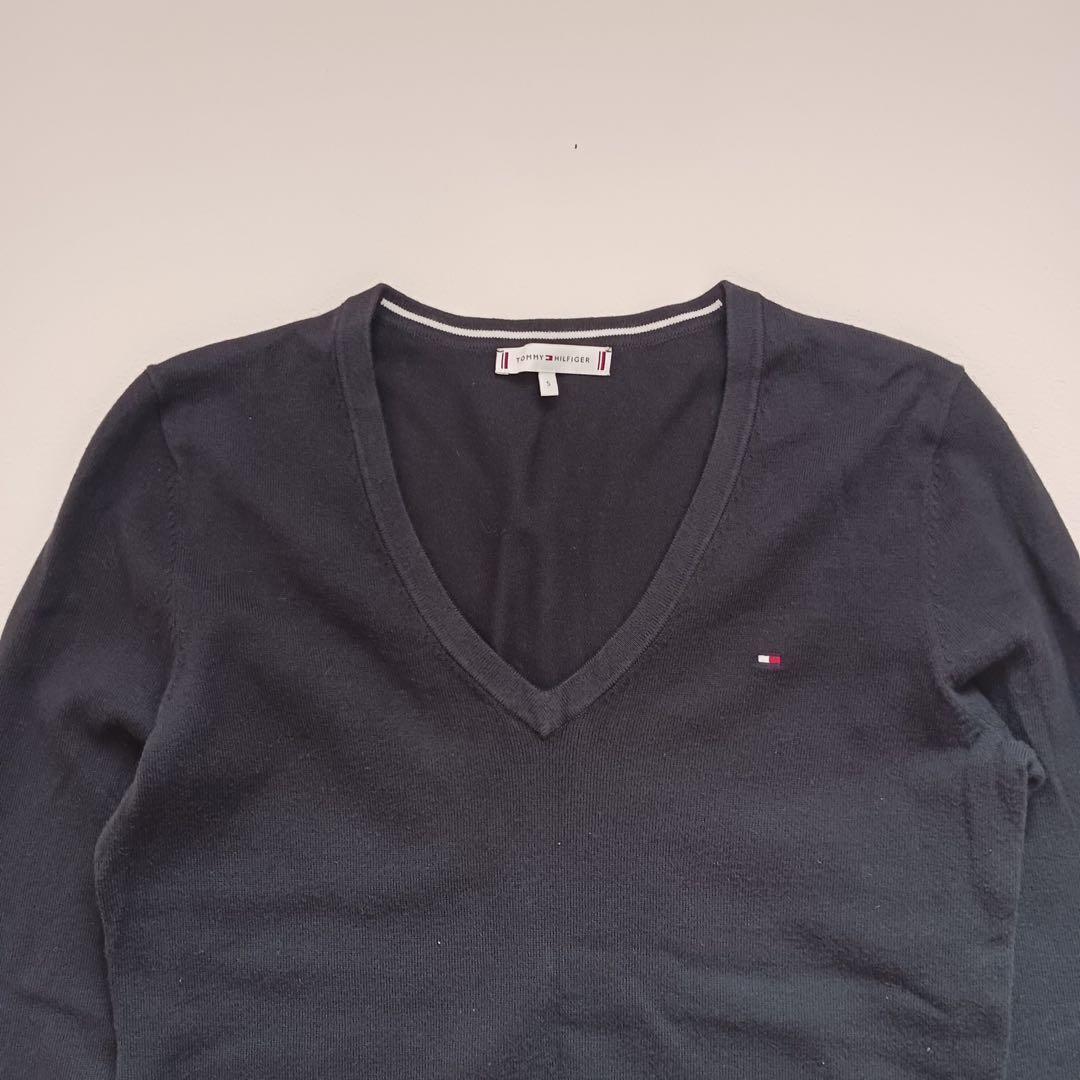 TOMMY HILFIGER トミーヒルフィガー Vネック ニット ネイビー — image 4