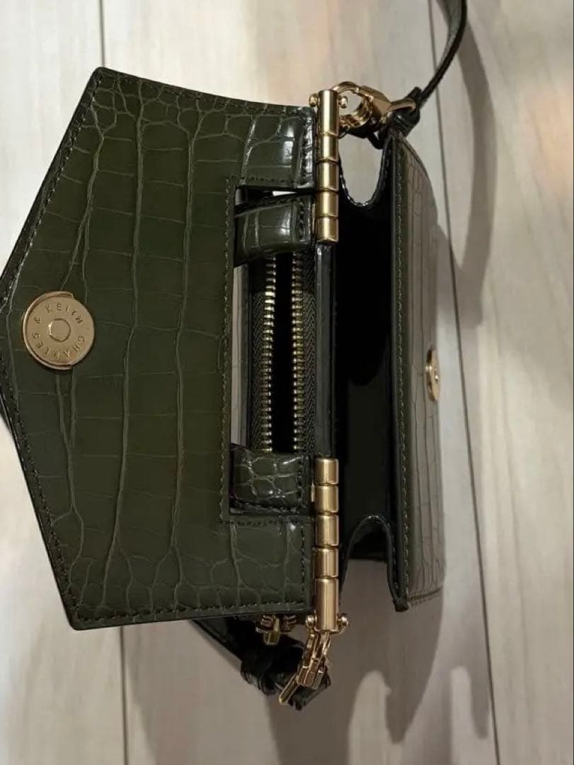 CHARLES & KEITH チャールズアンドキース　ショルダーバック — image 3