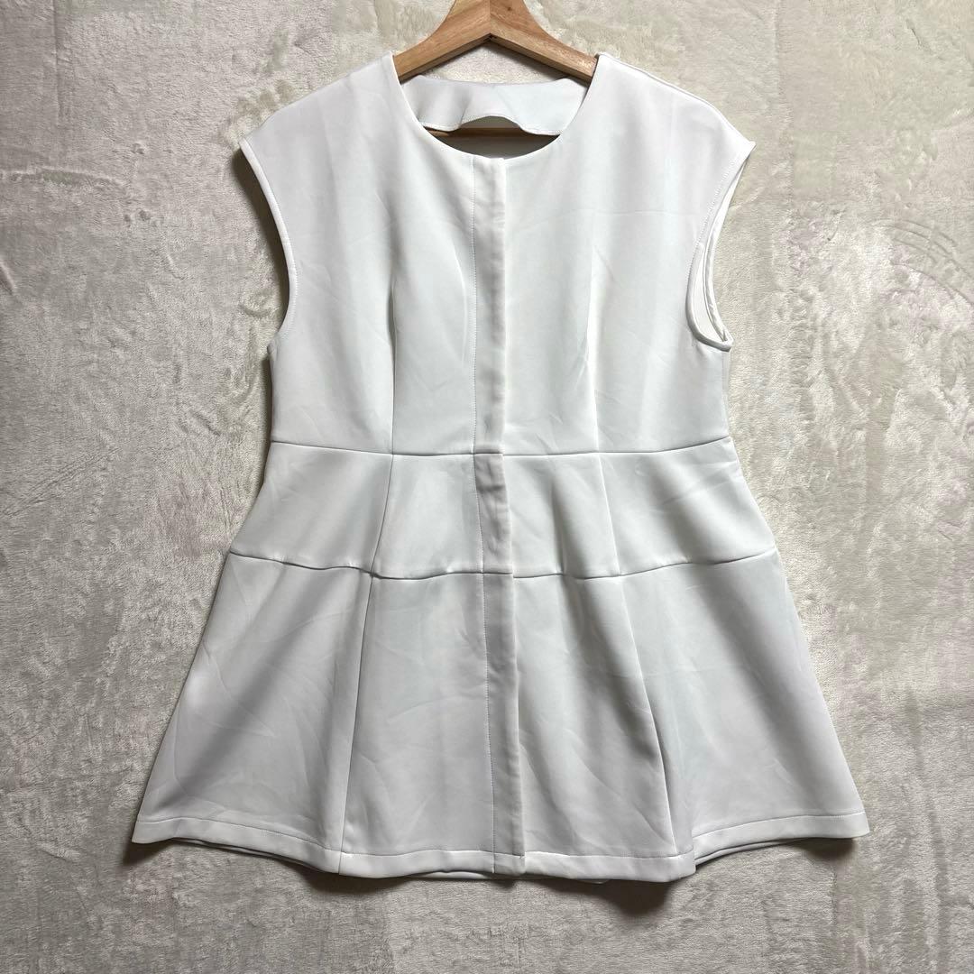 【美品】ur’s ユアーズ　ボンディングペプラムトップス／ジレ　ベスト — image 3