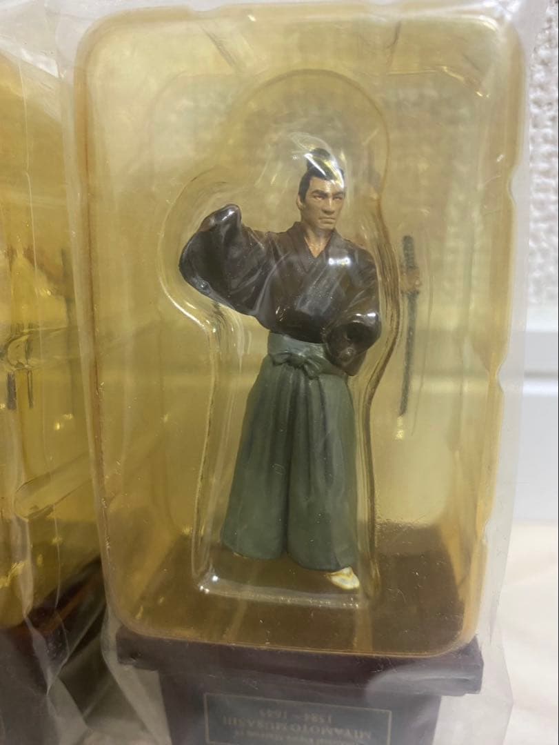 未使用品　11体セット　海洋堂　ヒストリカル・フィギュア・ミュージアム　坂本龍馬 — image 2