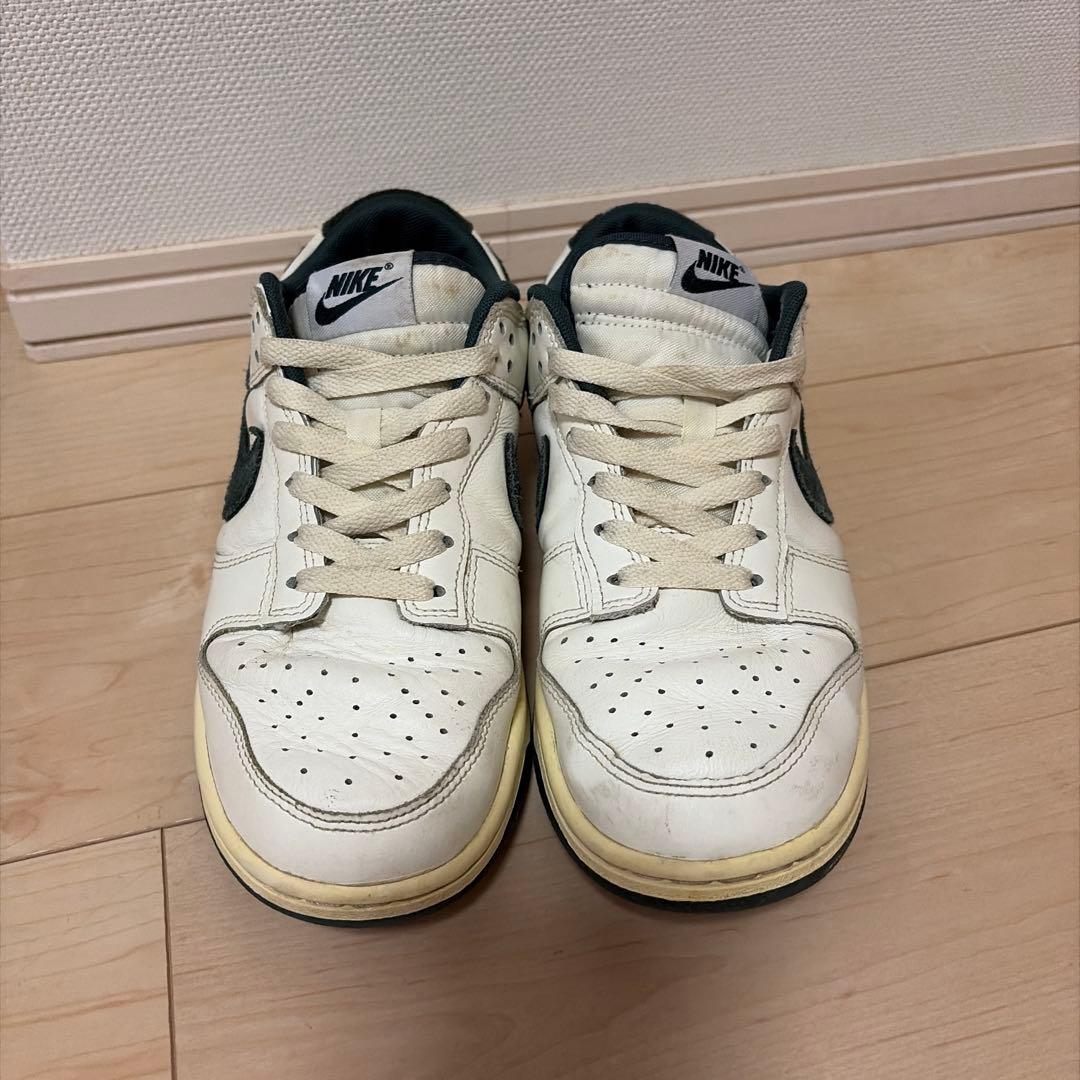 Nike スニーカー ホワイト/モスグリーン — image 2