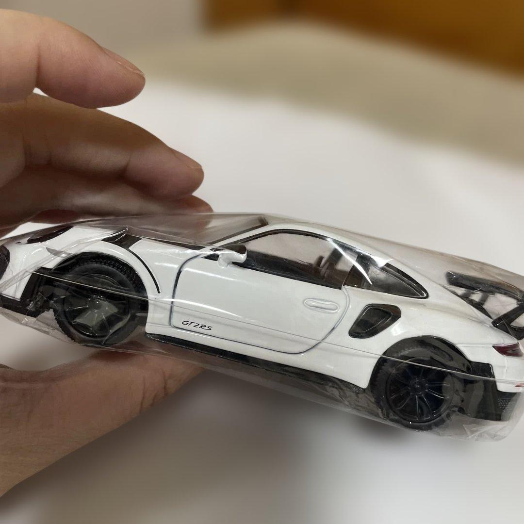 Porsche 911 GT2 RS ミニカー　新品未使用 — image 4