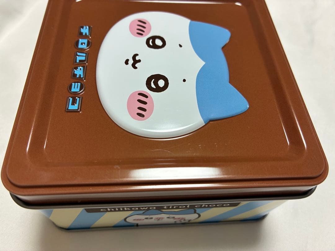 ちいかわ チロルチョコ缶 ハチワレ — image 3