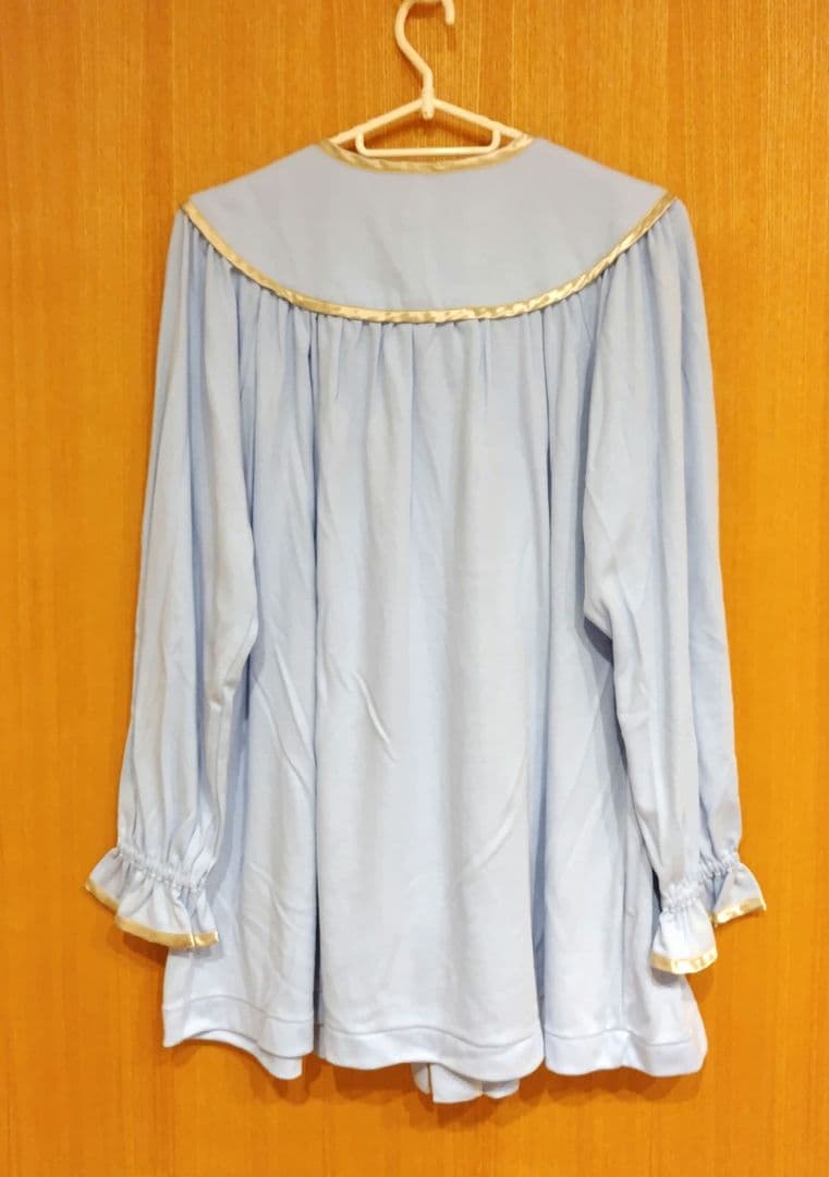 新品タグ付き❀LECIEN❀ルシアン　ゴールド　トリミング　パジャマ上下　M — image 4