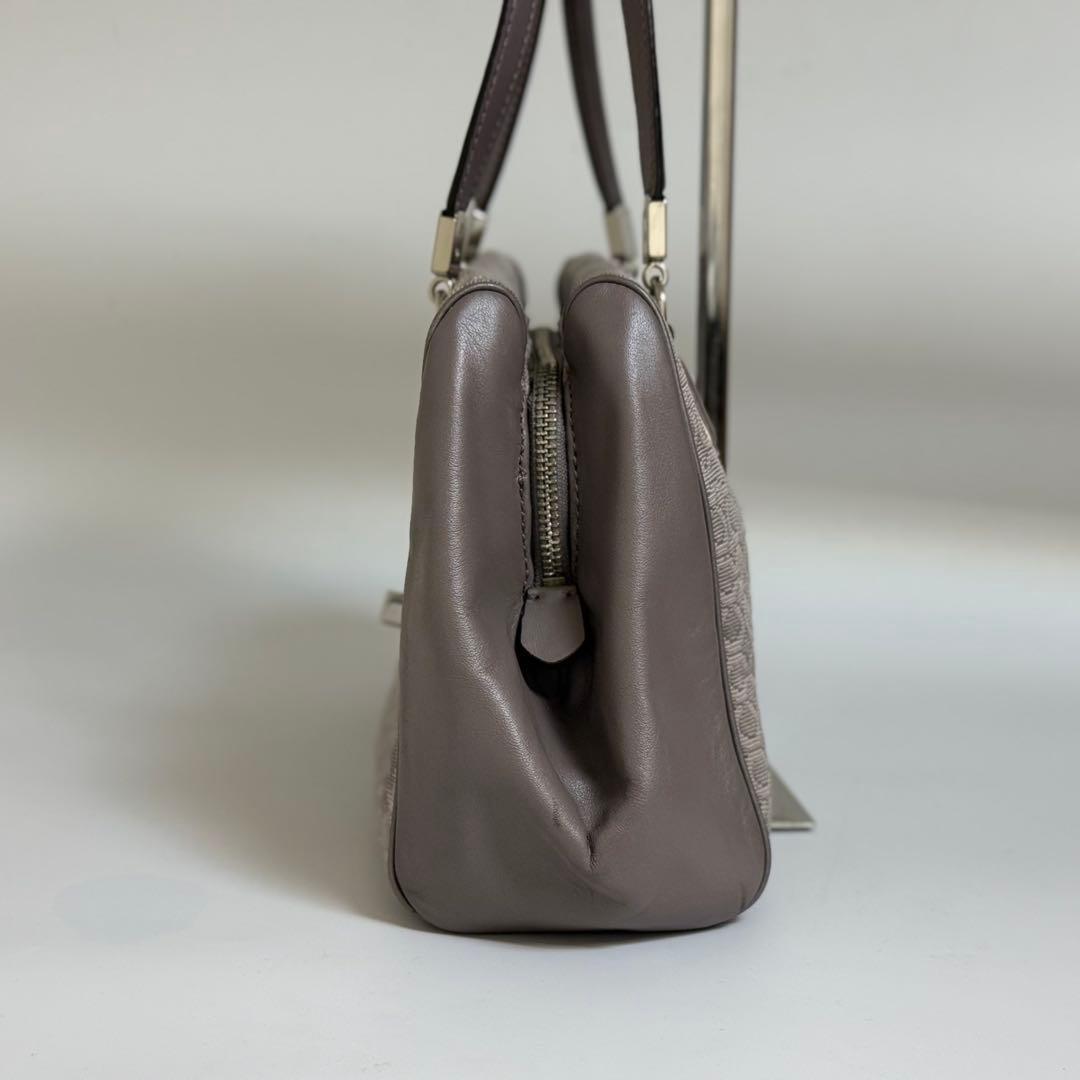 Coach madison Signature Handbag 2way — image 4