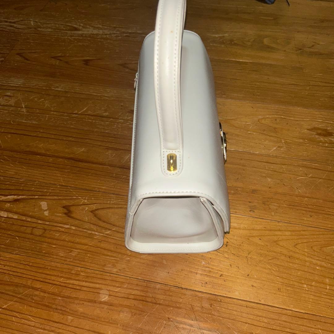 ハンドバッグ ホワイト　ピータークレイン　内部汚れあり — image 3