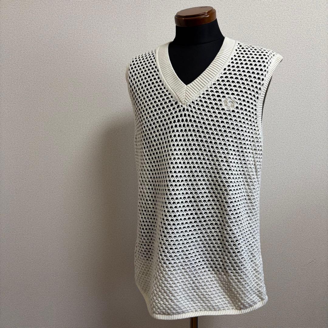 FRED PERRYレース編み ニットベスト — image 2