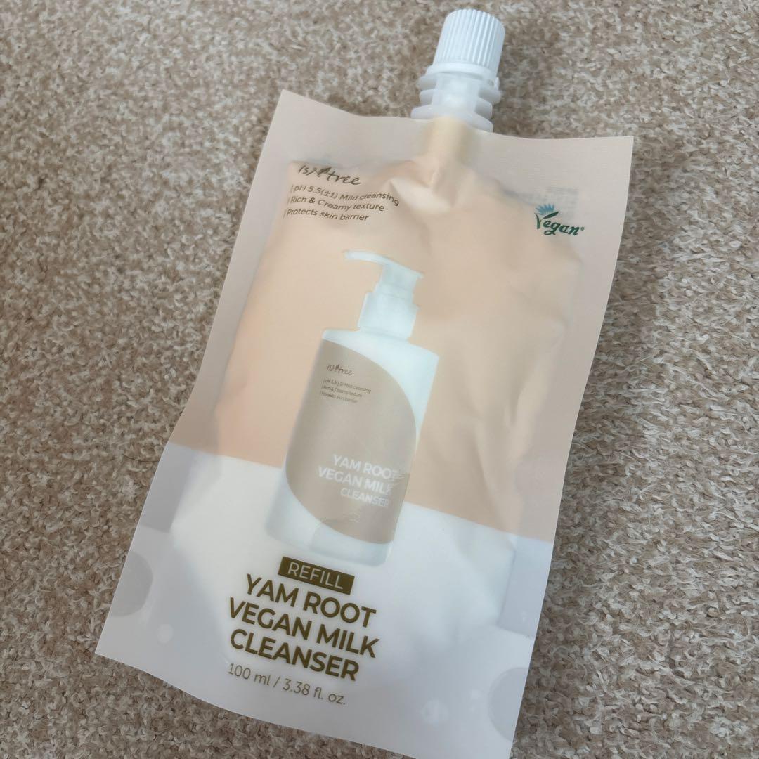 Isntree YAM ROOT VEGAN MILK CLEANSER — image 2
