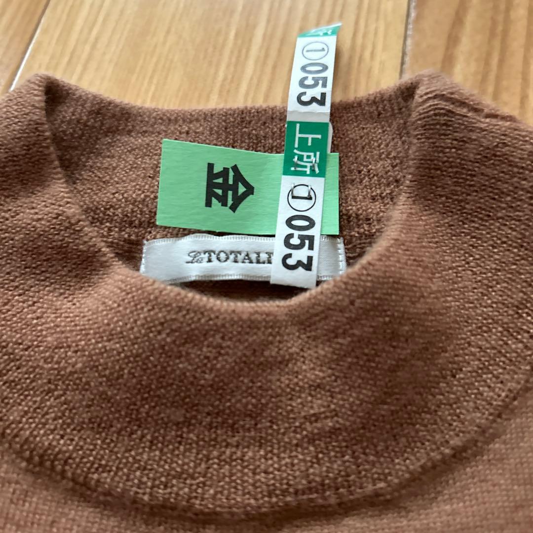 La TOTALITE 半袖 モックネック ニット ブラウン — image 3