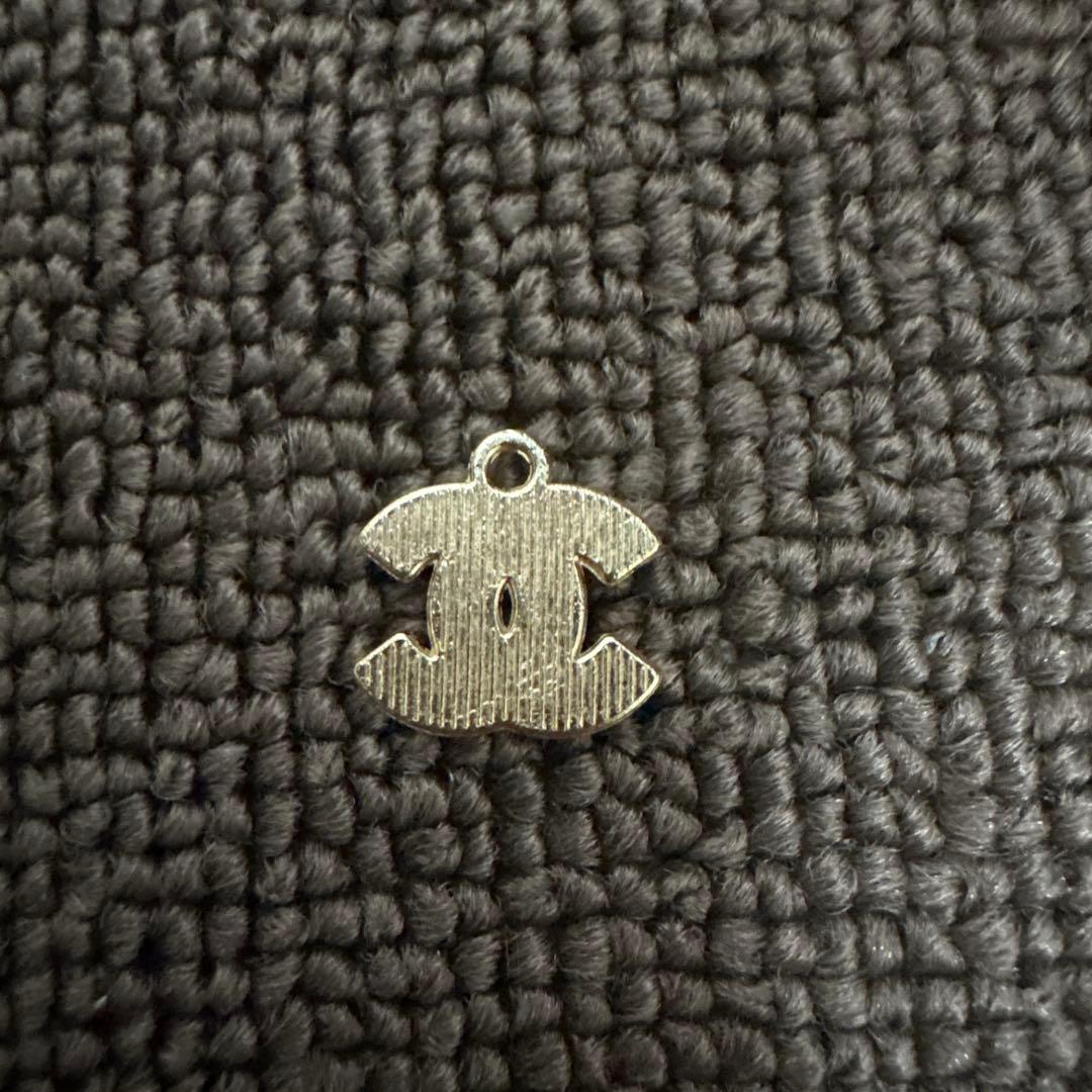 CHANEL ココマーク チャーム ゴールド ブラック — image 2