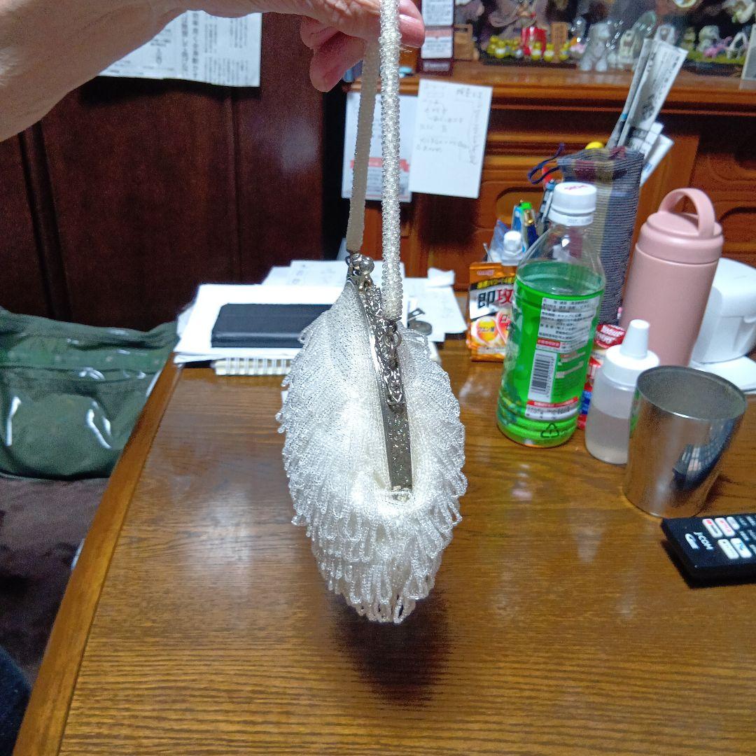 ホワイト ビーズ ハンドバッグ パーティーバッグ — image 2
