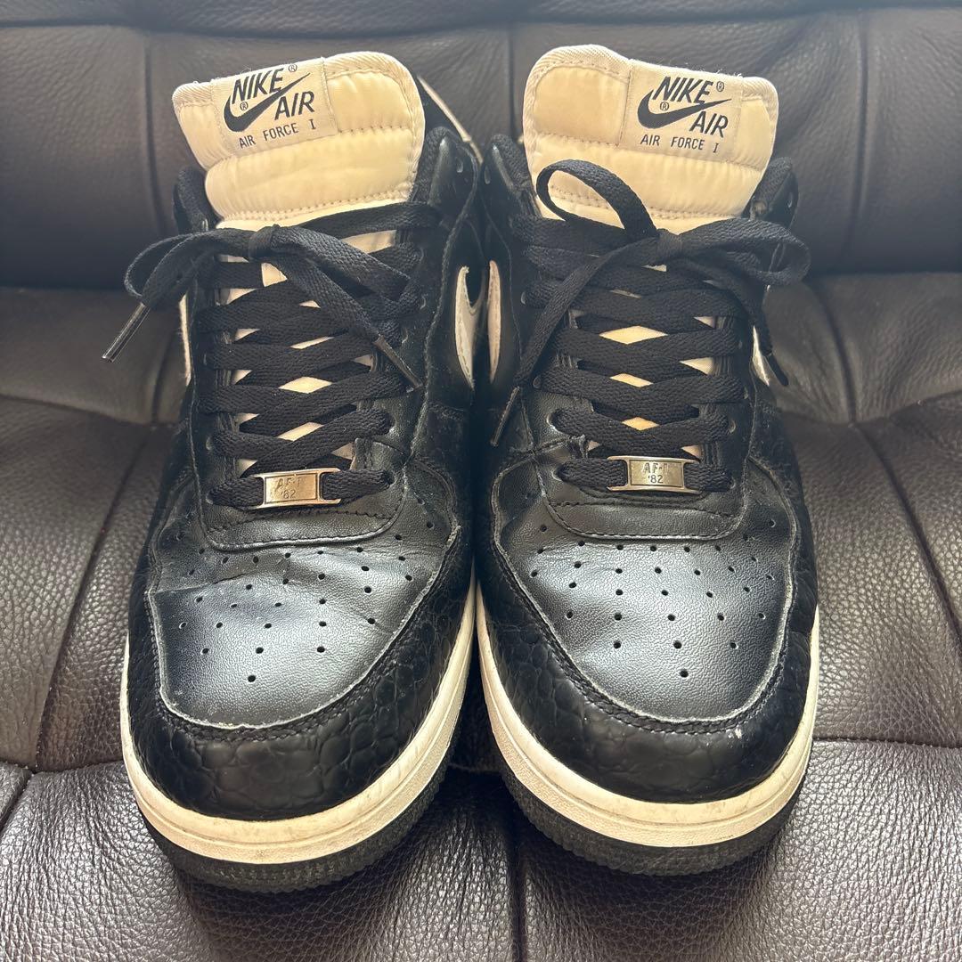 Nike Air Force 1 Black White — image 3