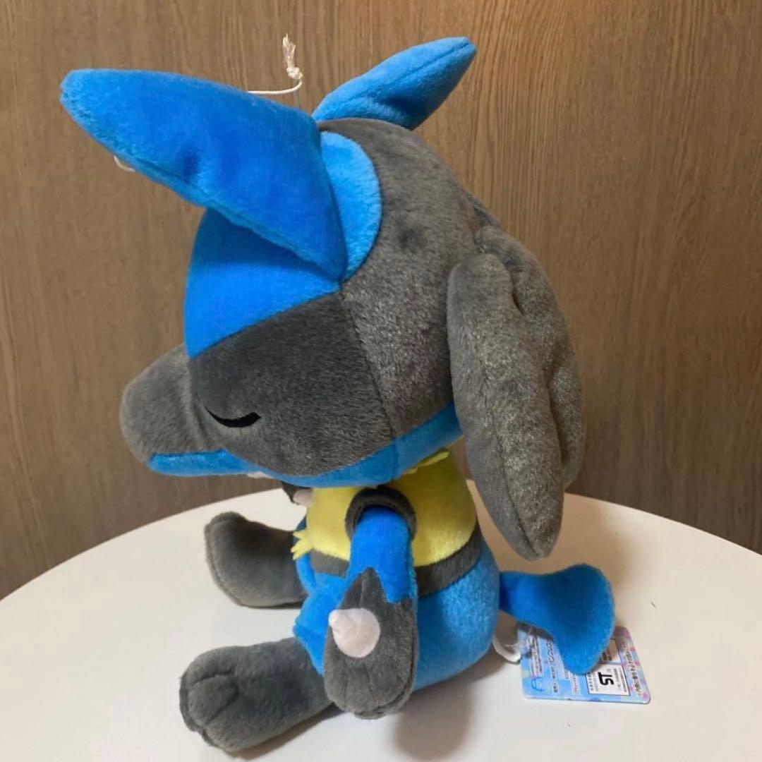 新品タグ付き　ポケモン　ルカリオ　でっかいコロっとまんまるぬいぐるみ カラフル — image 4