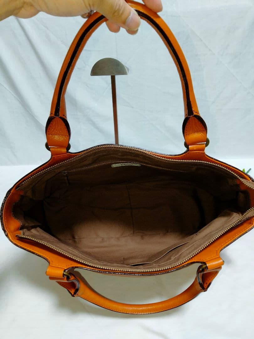 超美品 ダコタ DAKOTA レザー ハンドバッグ — image 5