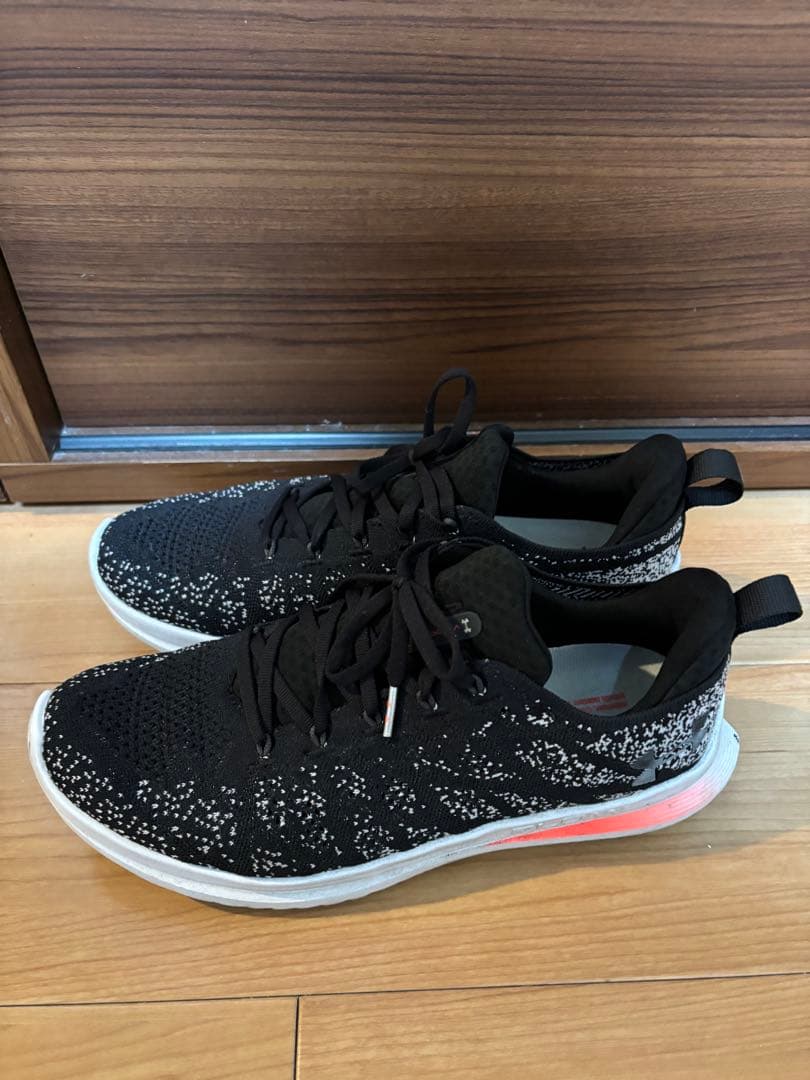 Under Armour Velocity ランニングシューズ — image 2