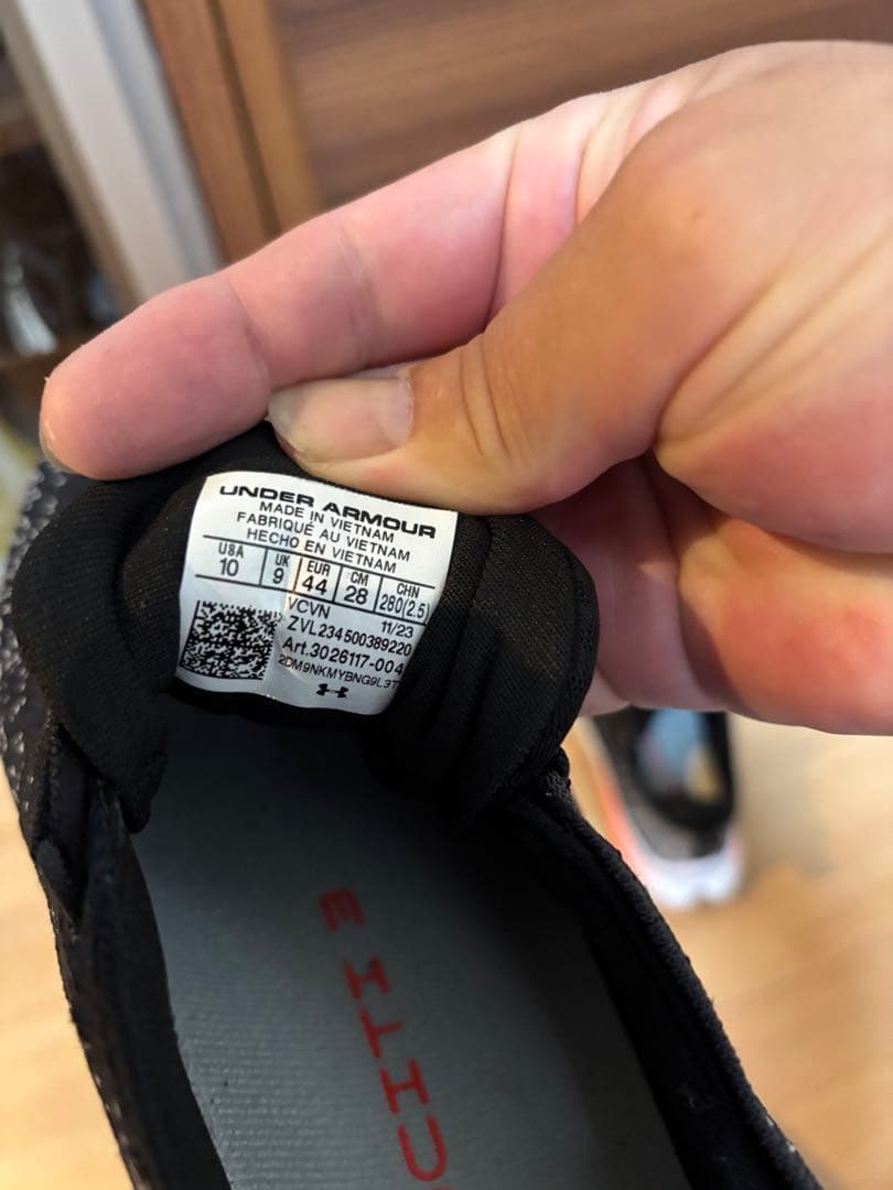 Under Armour Velocity ランニングシューズ — image 5