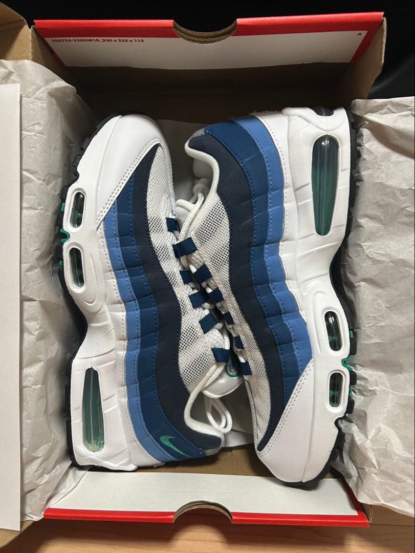 【新品未使用】NIKE AIRMAX 95 BIGBUBBLEブルーグラデ — image 4