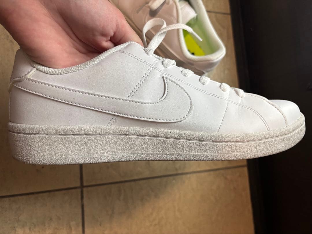 NIKE コートロイヤル　2 NN ホワイト スニーカー ローカット — image 4