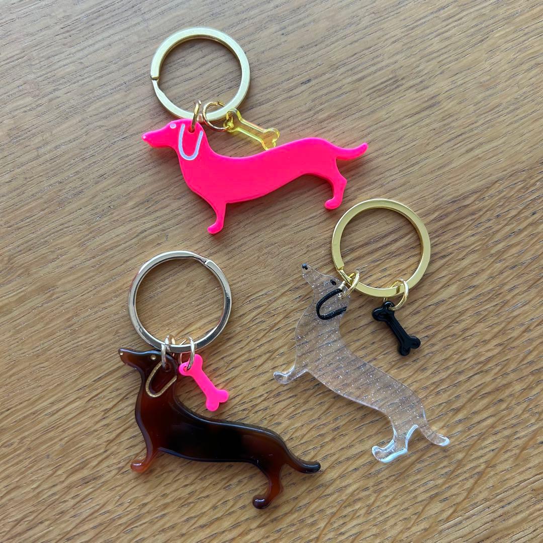ダックスフント　アクリルキーホルダー — image 4