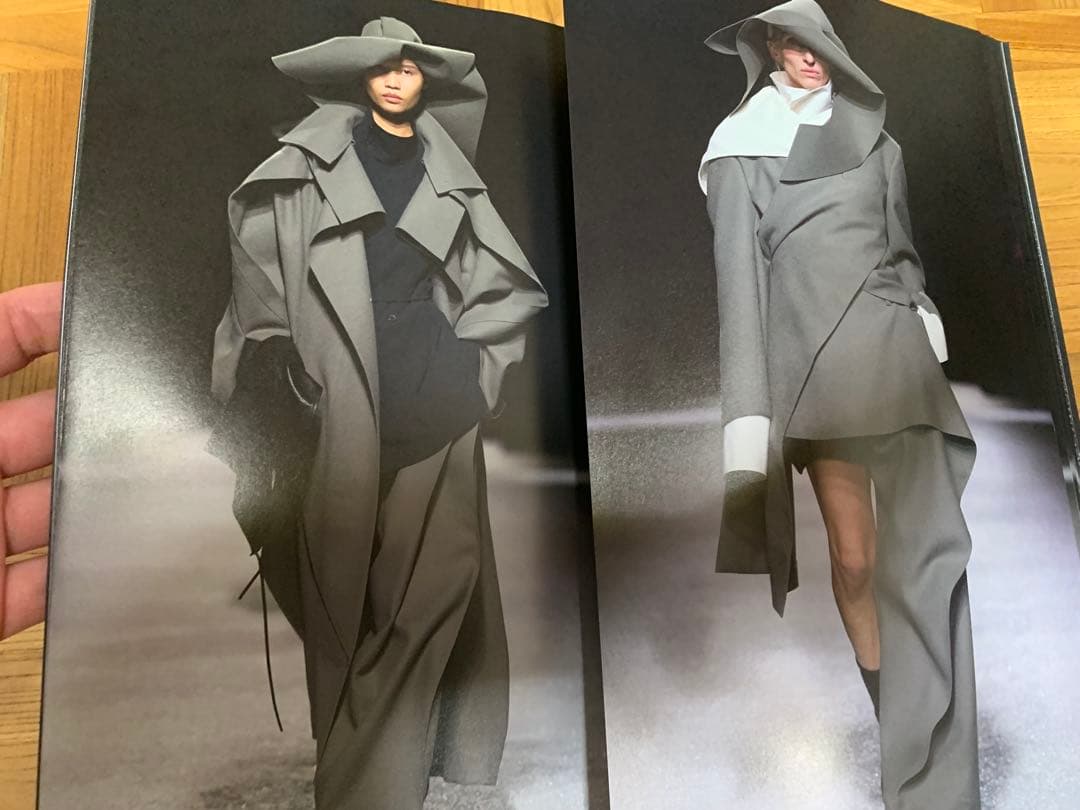 ルックブックISSEY MIYAKE AUTUMN WINTER 2026/27 — image 3