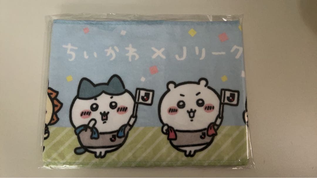 【新品•未開封】ちいかわ × Jリーグ マフラータオル — image 3