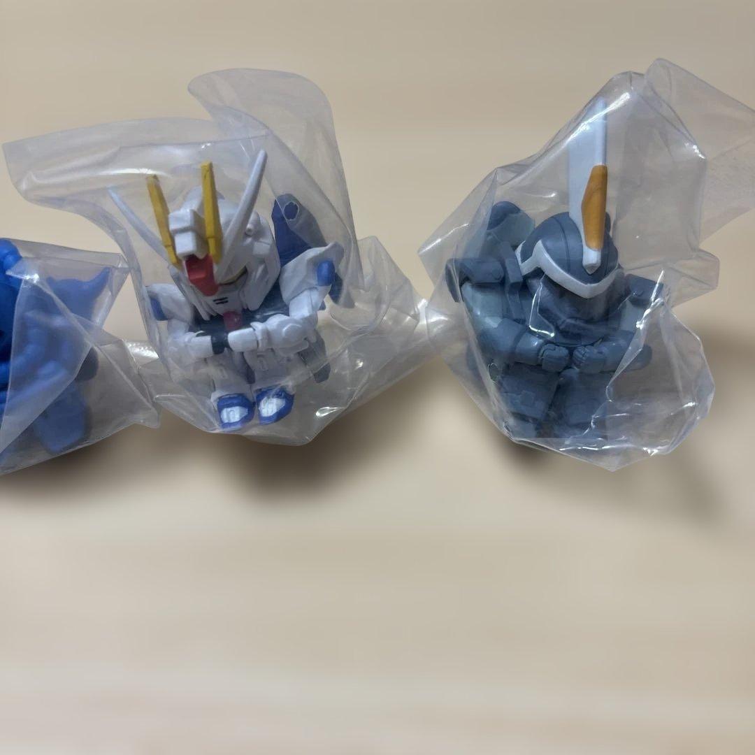 機動戦士ガンダム カプセルトイ まちぼうけ全4種コンプリートセット — image 3