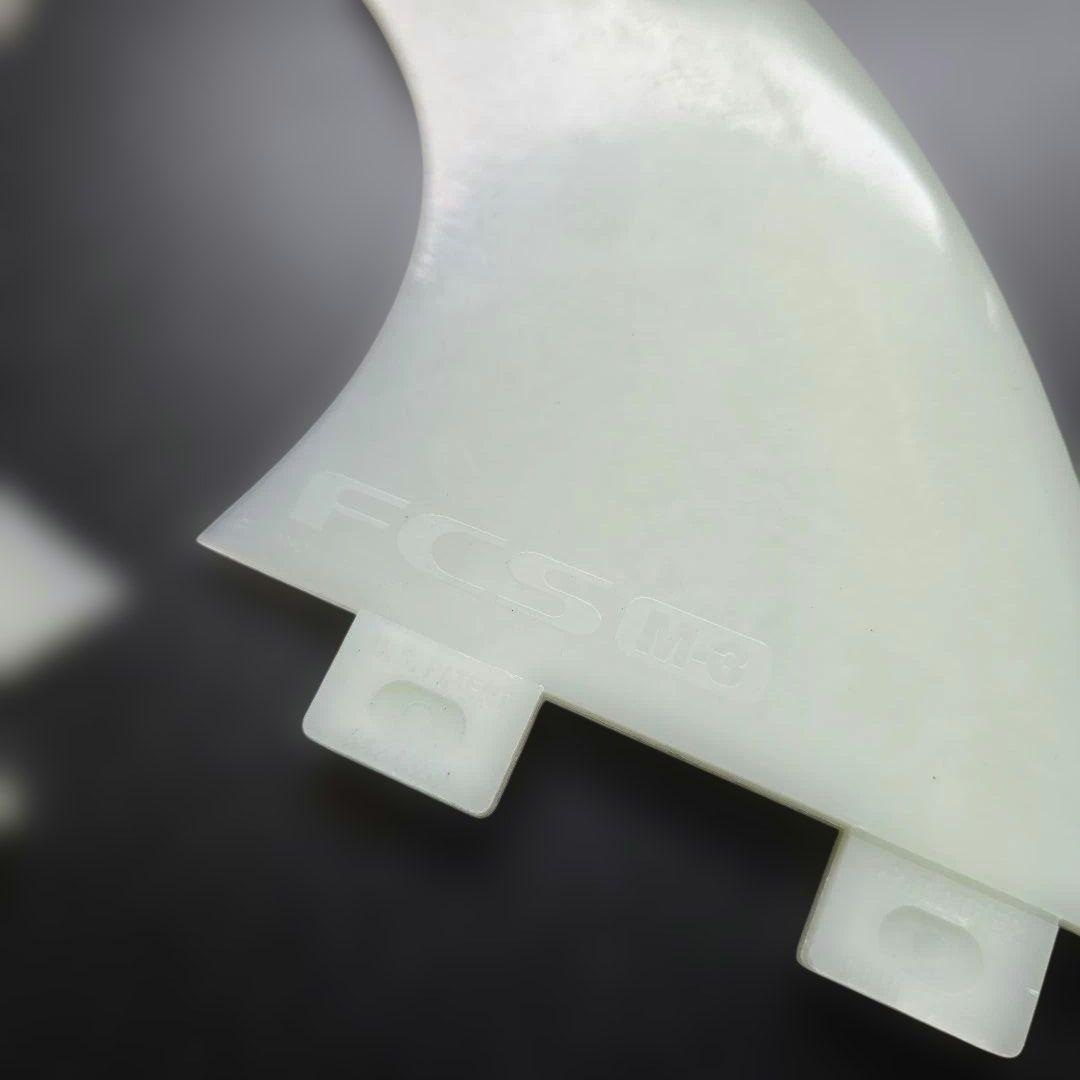 FCS M-3 サーフボードフィン 3枚セット — image 3