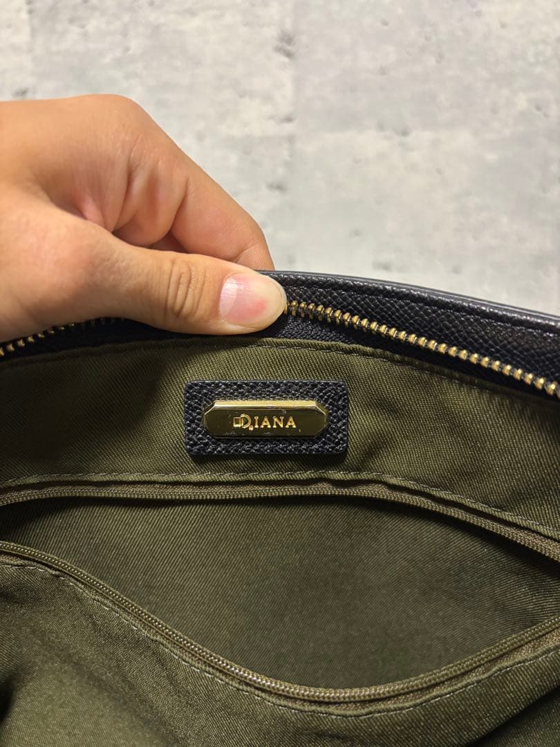 お値下げ可能！　DIANA ハンドバッグ ブラック — image 3