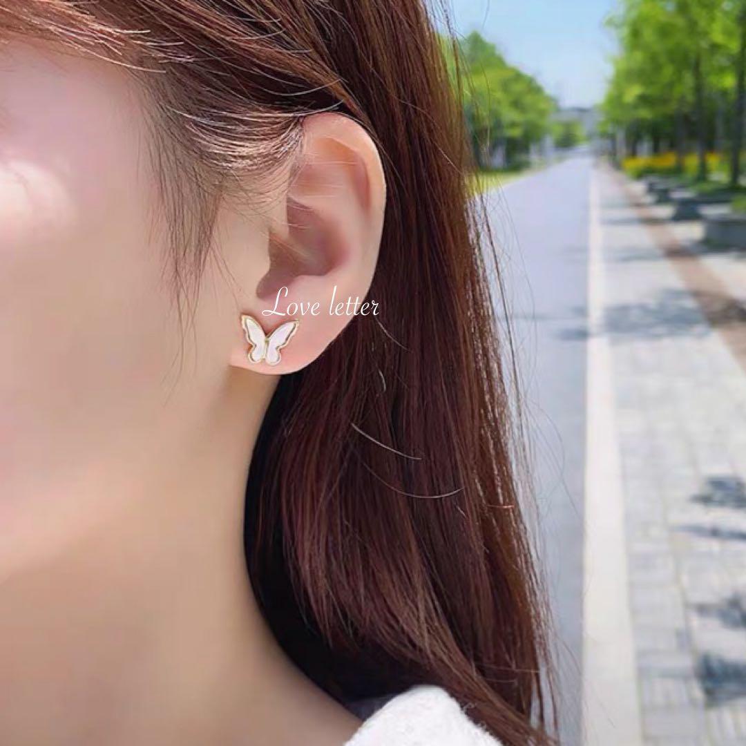 No.23A バタフライミニイヤリング 韓国 ナビ 蝶々 twiceサナ着用 — image 5