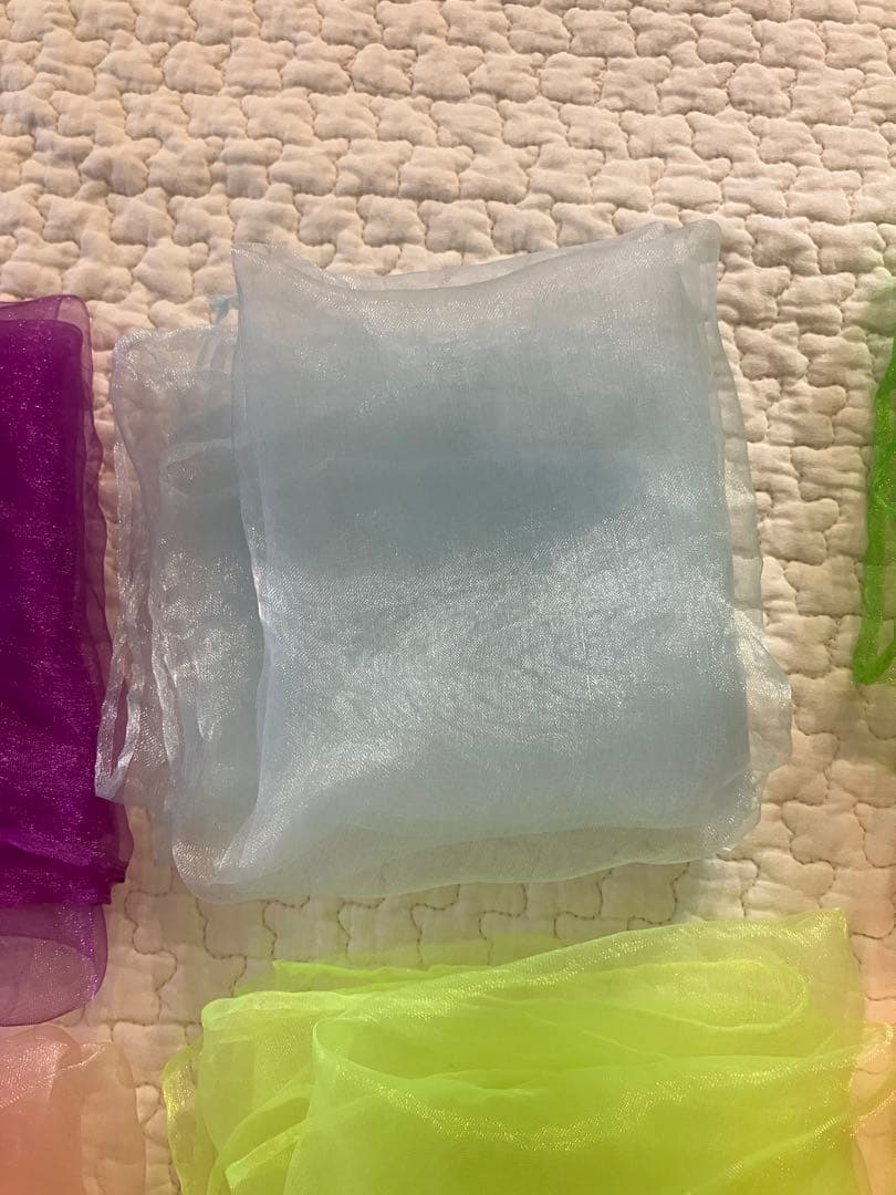 リトミックスカーフ　プレイシルク 6色セット 知育玩具 — image 3