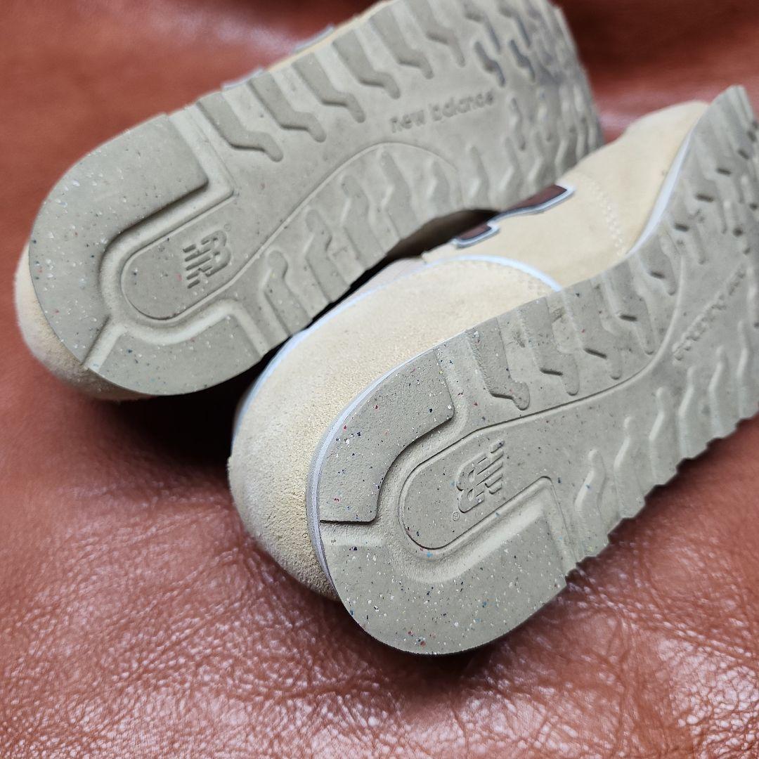 New Balance 373 スニーカー ベージュ×ブラウン — image 4