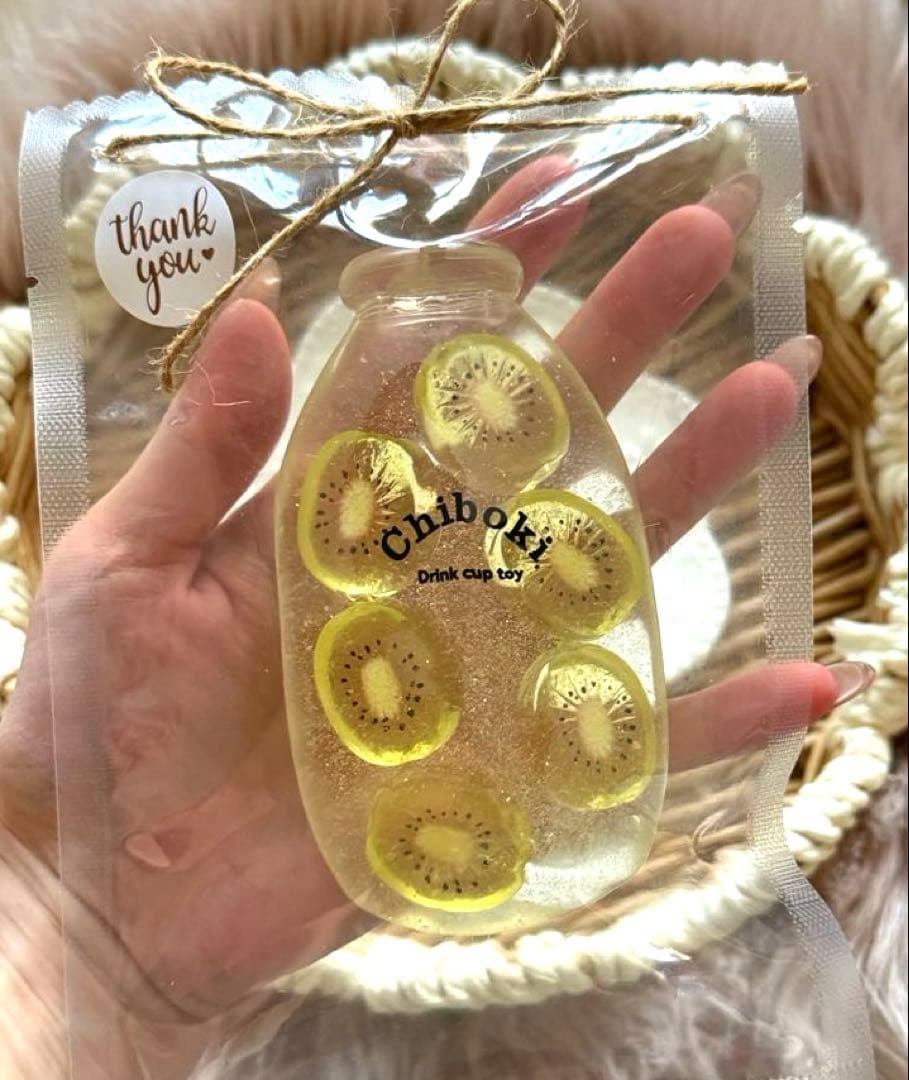 OioOio スクイーズ キラキラ漂流瓶 キウイ ブラインドボックス 練り飴感 — image 3