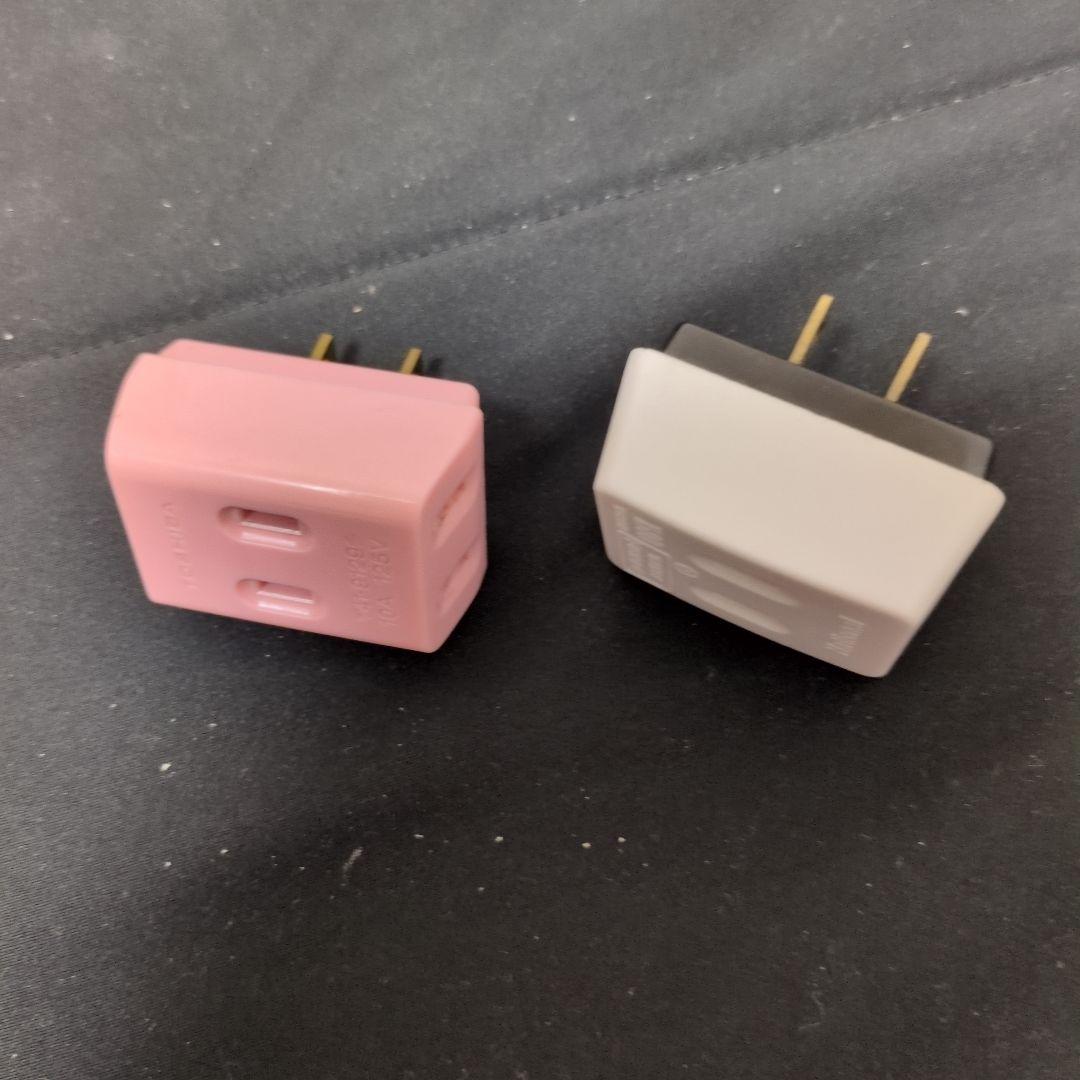 National とToshiba　3つ又　コンセントタップ 2個セット — image 2