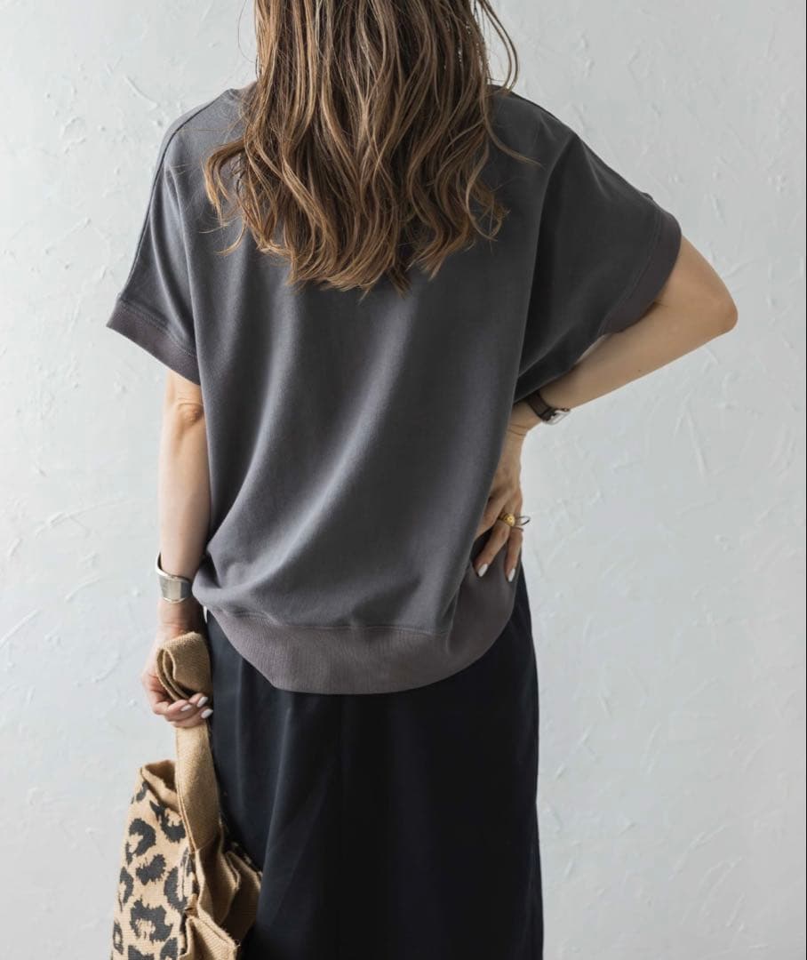 【新品】BONJOUR SAGAN カレッジ刺繍ピグメントスウェットTシャツ B — image 5