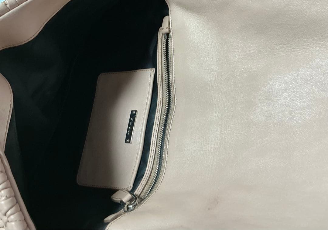 Miu Miu マテラッセ ハンドバッグ ピンクベージュ　追加確認画像 — image 3