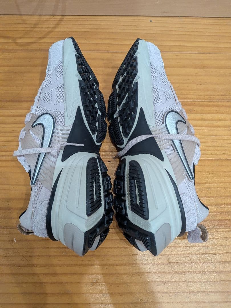 NIKE P-6000 ホワイト ベージュ スニーカー — image 2
