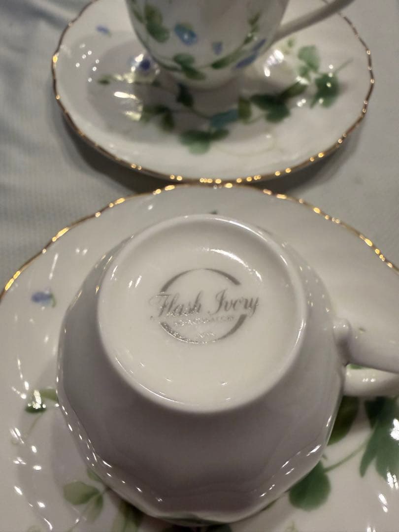 Flash Ivory カップ＆ソーサー 2客セット — image 3