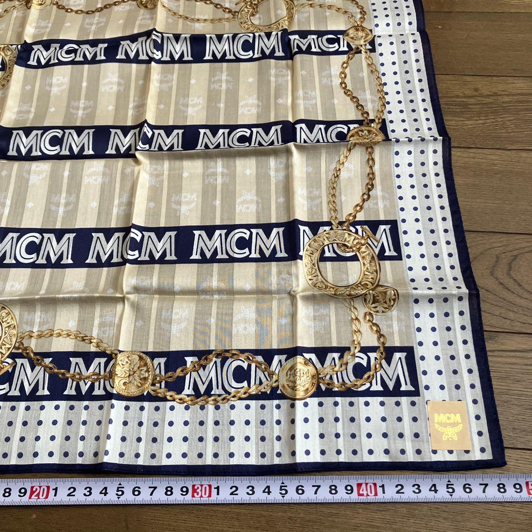 CELINE MCM madame hanoi ハンカチ 3枚セット — image 3