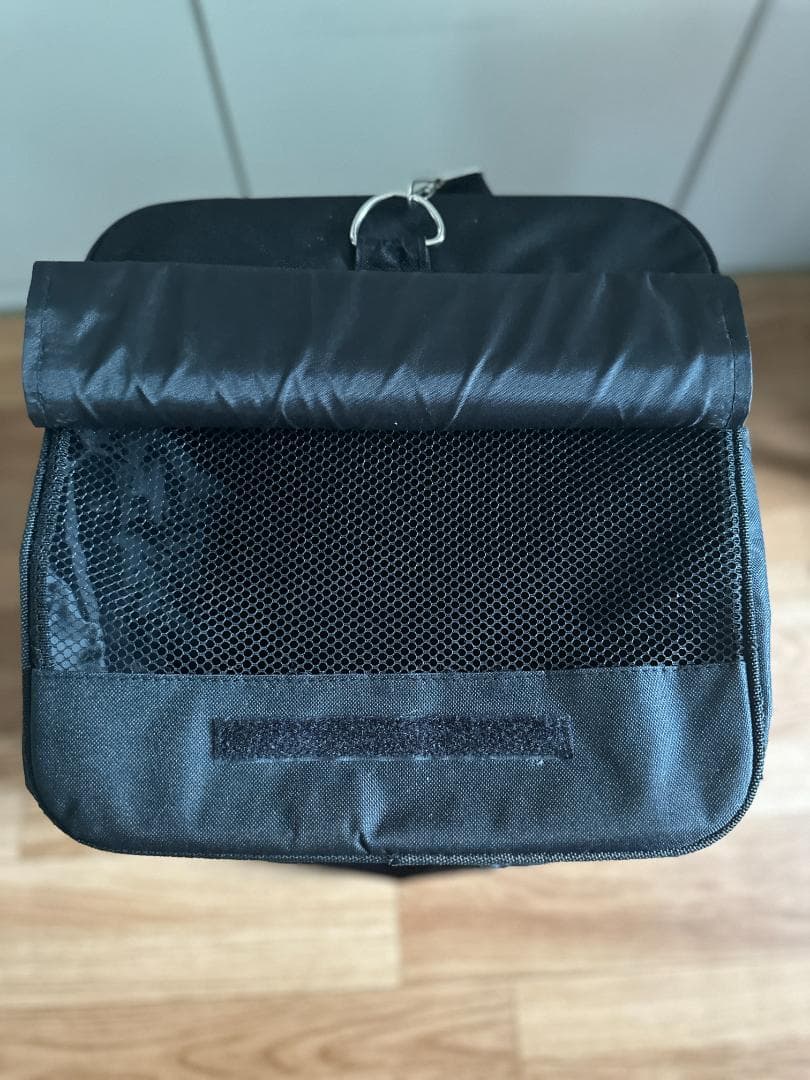 【中古】Man Utdロゴ入りペット用キャリーバッグ ブラック — image 5