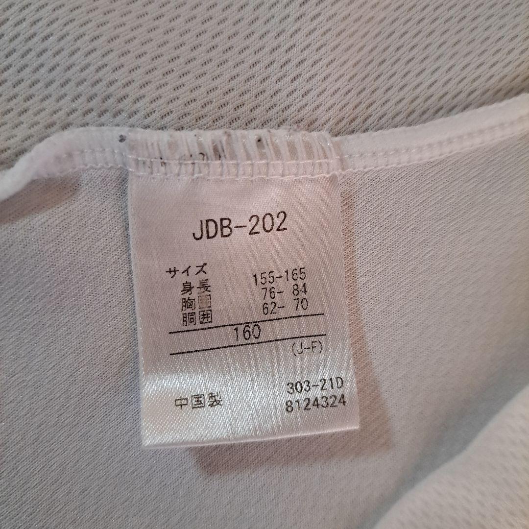DESCENTE　ホワイトVネック半袖　160サイズ　2枚セット — image 4