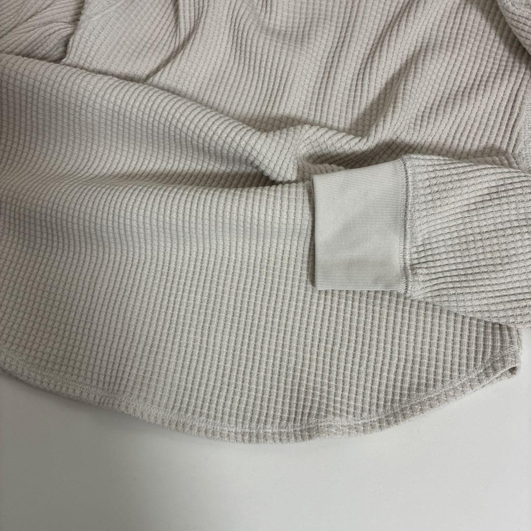ユニクロ　ワッフルカットソー　長袖tシャツ　ベージュ — image 3