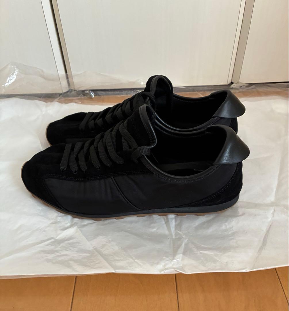 Jacquemus ブラックスニーカー — image 4