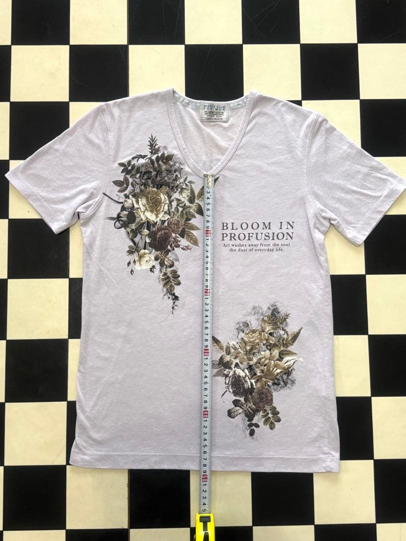 美品 ニコルクラブフォーメン 花柄 Vネック Tシャツ ライトパープル 46 M — image 3