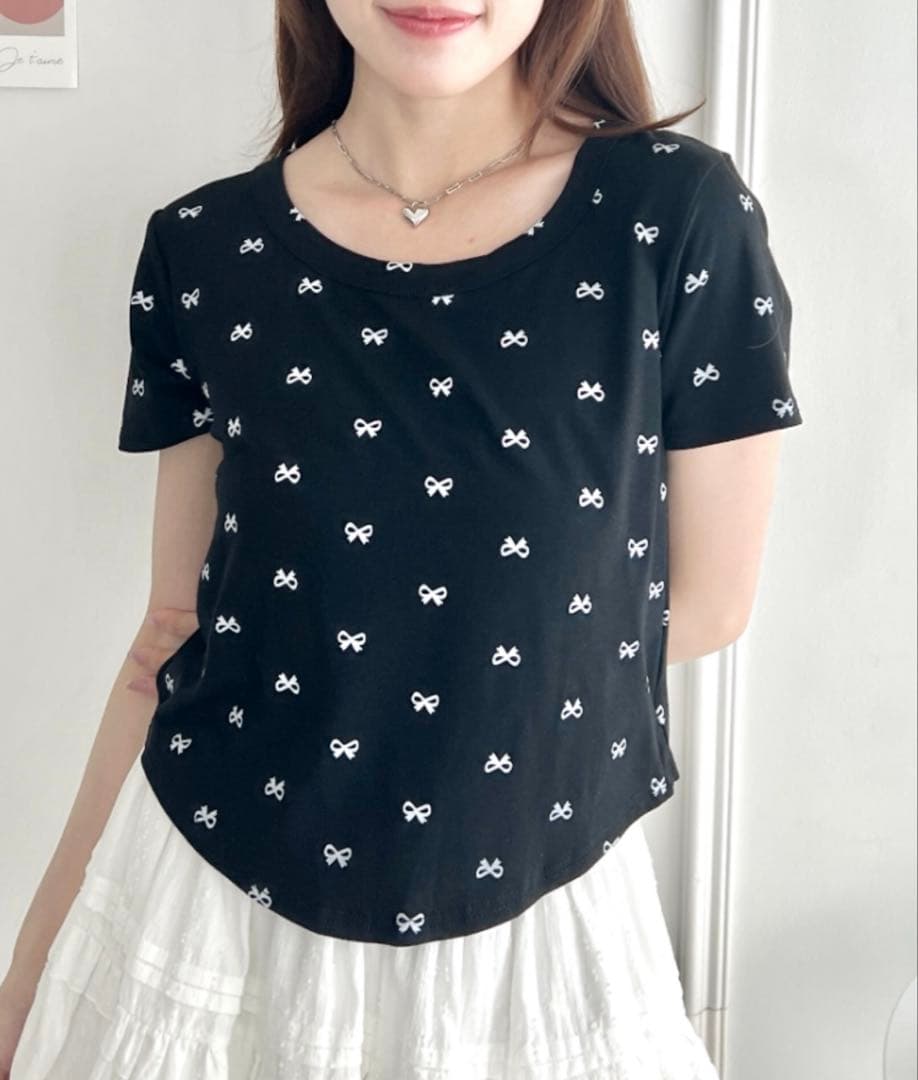 Loueme プチリボンプリントTシャツ ホビ垢 — image 3